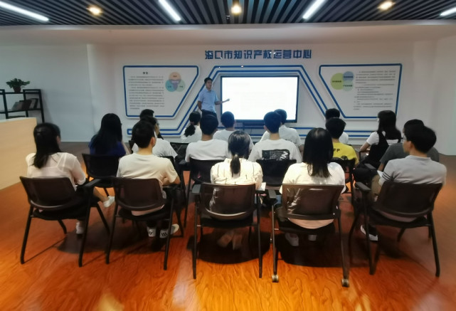 知識(shí)產(chǎn)權(quán)服務(wù)港 打造產(chǎn)業(yè)集聚區(qū)，讓代理機(jī)構(gòu)與教育信息咨詢(xún)服務(wù)高效協(xié)作